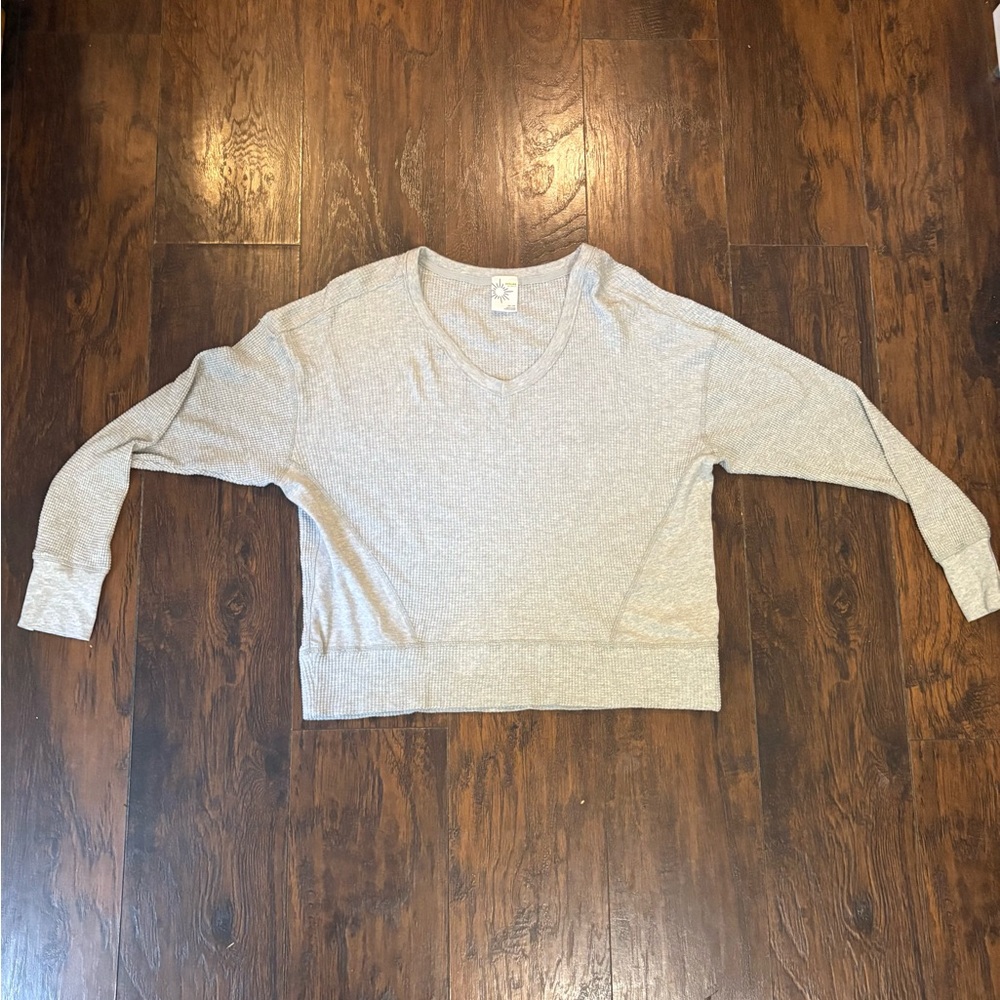 Aerie Light Gray Knit Top